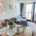 Familienspass Inkl- Schwimmbad Und Sauna By Interhome *